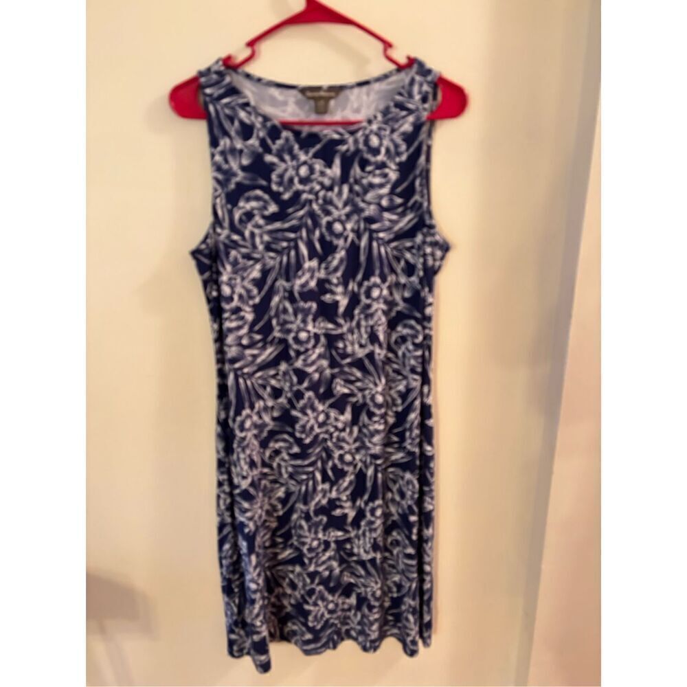 Tommy Bahama Navy and White Floral Sleeveless Midi Dress
